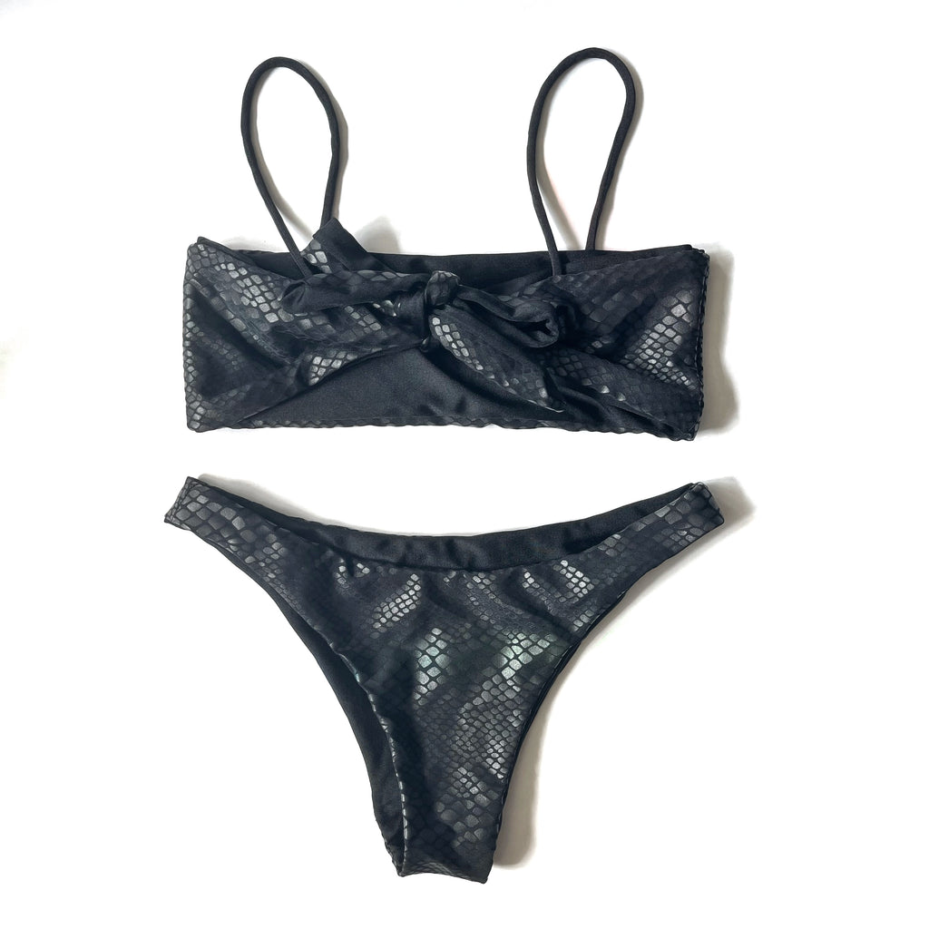 ARCHIVE SAMPLE  - BLACK SLITHER CHEEKY